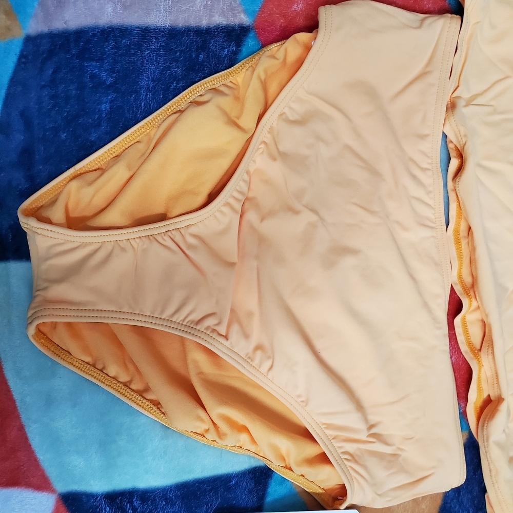 Yellow Tankini Set 32E - Picture 6 of 8